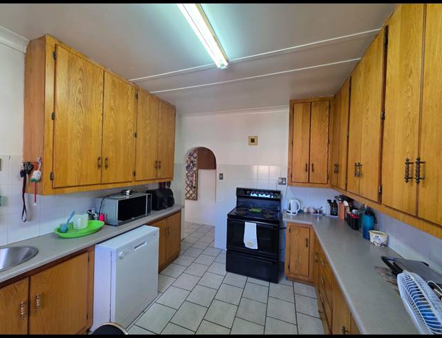 3 BEDROOM HOUSE FOR SALE IN SASOLBURG EXT 3